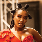 Berita back on stage at the Heroes concert Festival