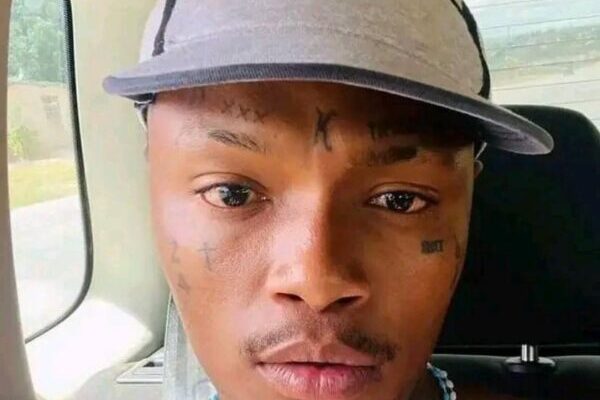 Shebeshxt slaps fan after a show (Video)