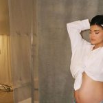 Kylie Jenner shares first pic of baby number 2!
