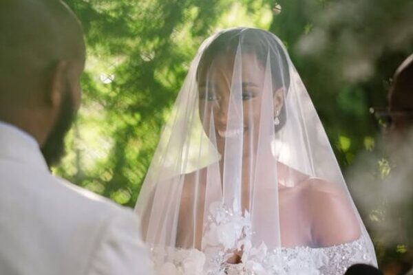 Zozibini Tunzi marks 1 month of being married (Photos)