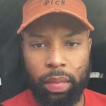 Sizwe Dhlomo rubs off his wealth on social media users